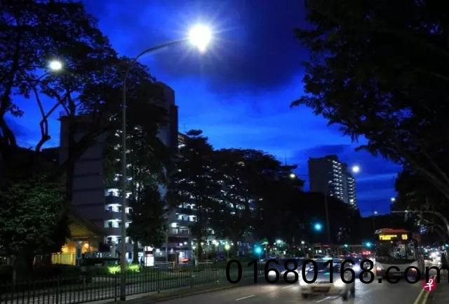 新加坡計劃(hua)2022年前將全國路燈更換成LED